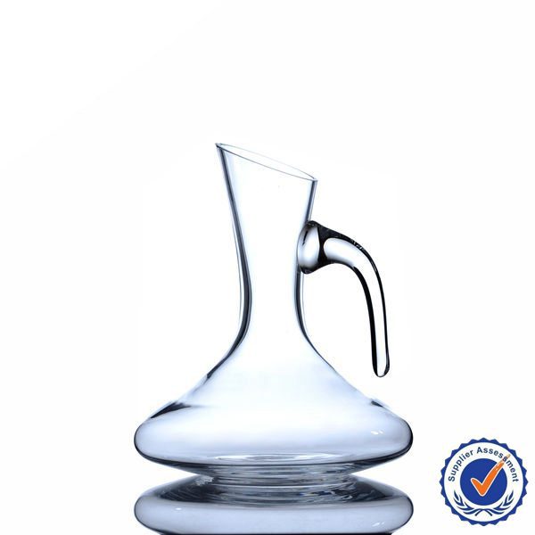 personalized oblique wine glass decanter with handle